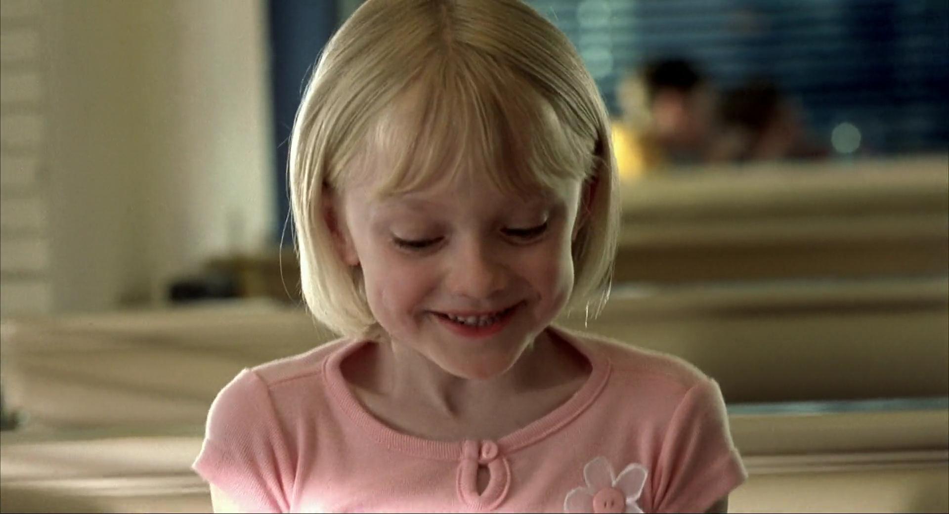 lovely-dakota-i-am-sam-screen-capture-040.jpg