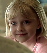 lovely-dakota-i-am-sam-screen-capture-032.jpg