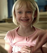 lovely-dakota-i-am-sam-screen-capture-035.jpg