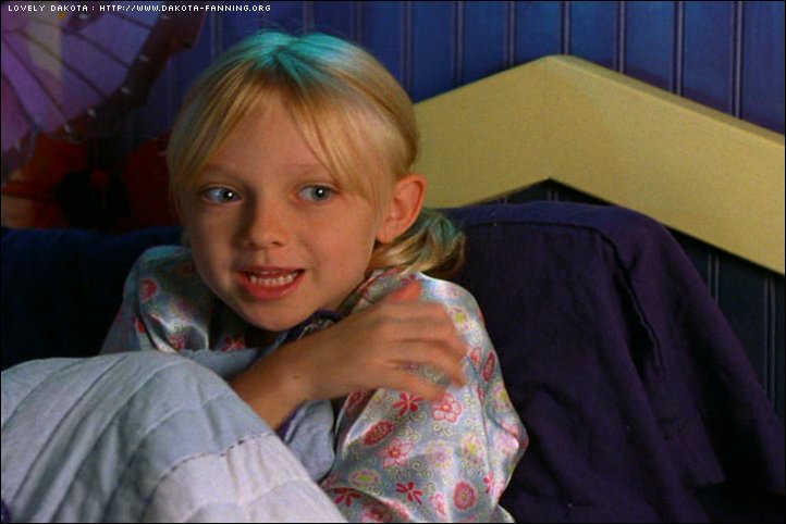 lovely-dakota-hansel-gretel-screen-capture-019.jpg