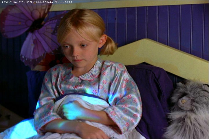 lovely-dakota-hansel-gretel-screen-capture-044.jpg
