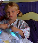 lovely-dakota-hansel-gretel-screen-capture-043.jpg