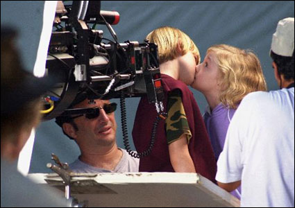 lovely-dakota-sweet-home-alabama-on-set-01.jpg