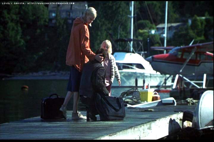 lovely-dakota-trapped-screen-capture-015.JPG