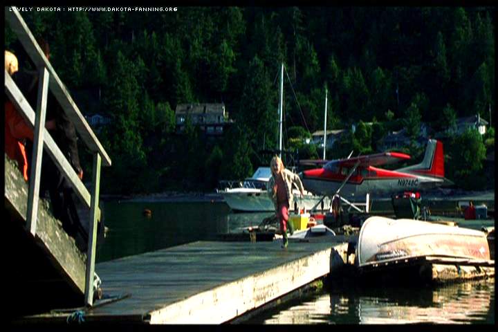 lovely-dakota-trapped-trailer-01.JPG