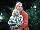 lovely-dakota-trapped-still-24.jpg