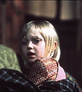 lovely-dakota-trapped-still-11.jpg