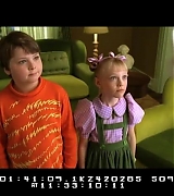 lovely-dakota-cat-hat-dvd-deleted-scene-004.JPG