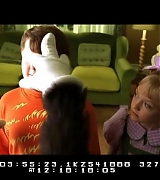 lovely-dakota-cat-hat-dvd-deleted-scene-009.JPG