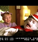 lovely-dakota-cat-hat-dvd-deleted-scene-025.JPG