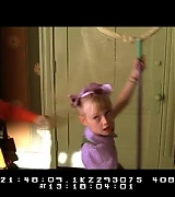 lovely-dakota-cat-hat-dvd-deleted-scene-043.JPG