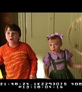 lovely-dakota-cat-hat-dvd-deleted-scene-044.JPG