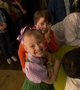 lovely-dakota-cat-hat-dvd-kids-016.JPG