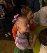 lovely-dakota-cat-hat-dvd-kids-021.JPG