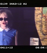 lovely-dakota-uptown-girls-dvd-deleted-scene-06.jpg