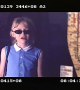 lovely-dakota-uptown-girls-dvd-deleted-scene-09.jpg