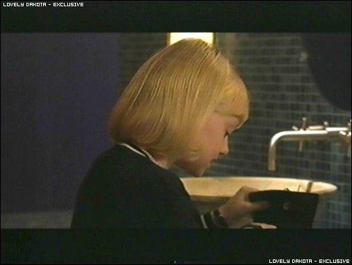 DakLadiesRoom09.jpg