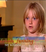 lovely-dakota-uptown-girls-dvd-rockin-style-05.jpg