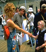 lovely-dakota-uptown-girls-dvd-stills-gallery-03.jpg
