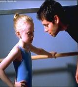 lovely-dakota-uptown-girls-dvd-stills-gallery-06.jpg