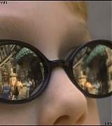 lovely-dakota-uptown-girls-trailer-01.jpg