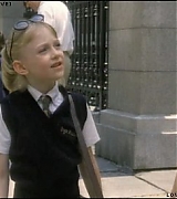 lovely-dakota-uptown-girls-trailer-03.jpg