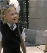 lovely-dakota-uptown-girls-trailer-05.jpg