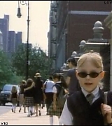 lovely-dakota-uptown-girls-trailer-11.jpg