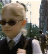 lovely-dakota-uptown-girls-trailer-14.jpg