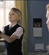 lovely-dakota-uptown-girls-trailer-23.jpg