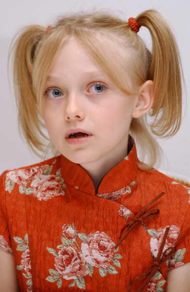 lovely-dakota-portrait-2003-11-08-14.jpg