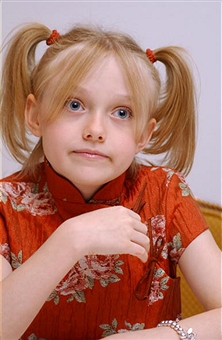 lovely-dakota-portrait-2003-11-08-21.jpg