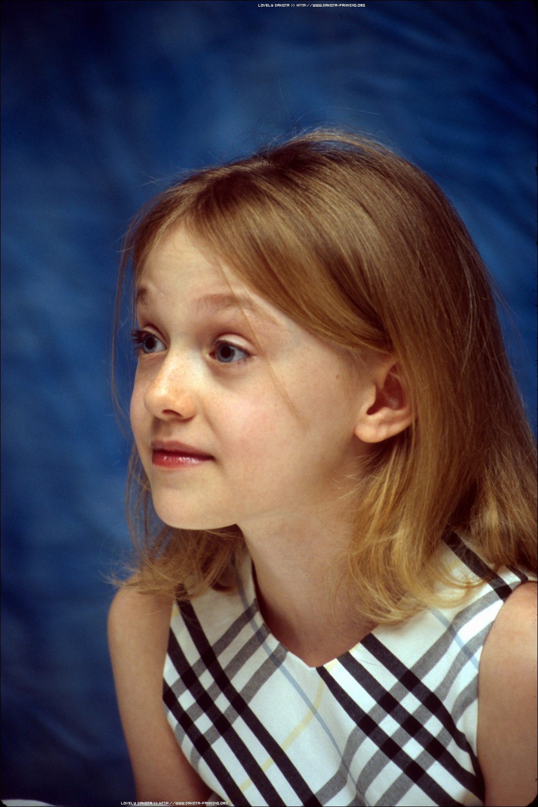 lovely-dakota-portrait-2004-04-16-20.jpg