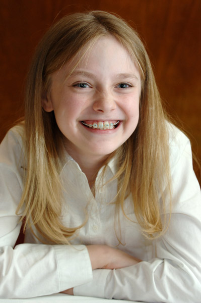 lovely-dakota-portrait-2006-12-02-mq-010.jpg