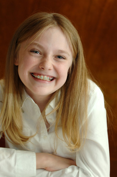 lovely-dakota-portrait-2006-12-02-mq-011.jpg