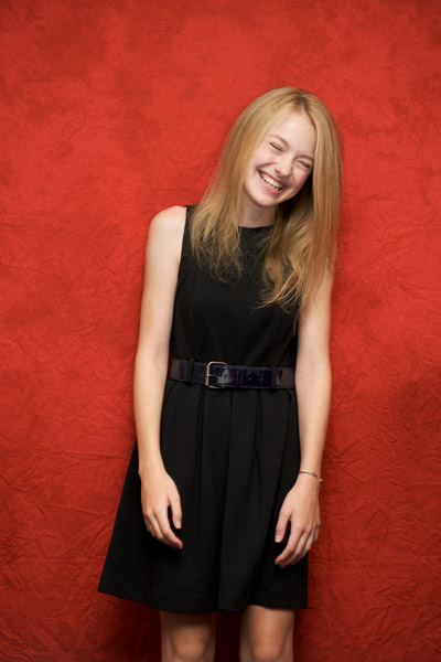 lovely-dakota-portrait-2008-09-11-mq-003.jpg