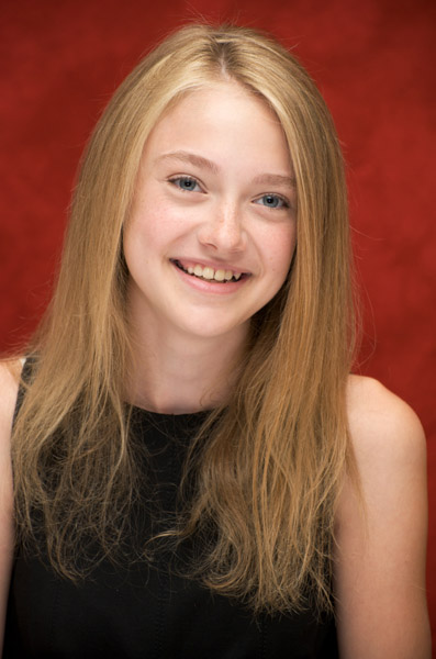 lovely-dakota-portrait-2008-09-11-mq-009.jpg