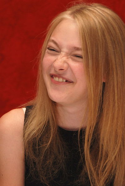 lovely-dakota-portrait-2008-09-11-mq-022.jpg