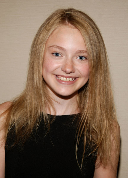 lovely-dakota-portrait-2008-09-11-mq-026.jpg