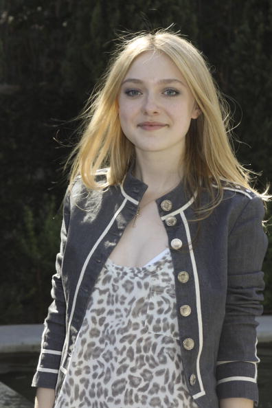 lovely-dakota-portrait-2010-03-11-mq-020.jpg
