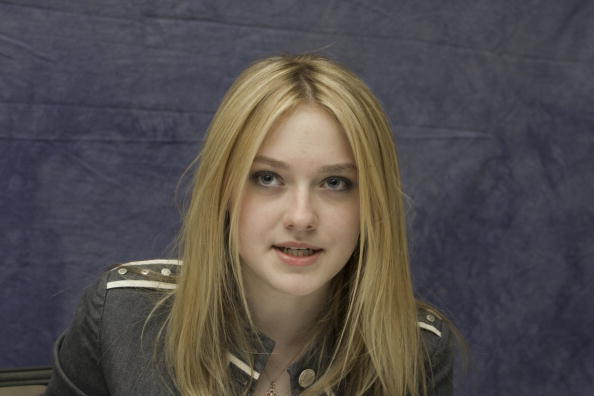 lovely-dakota-portrait-2010-03-11-mq-038.jpg