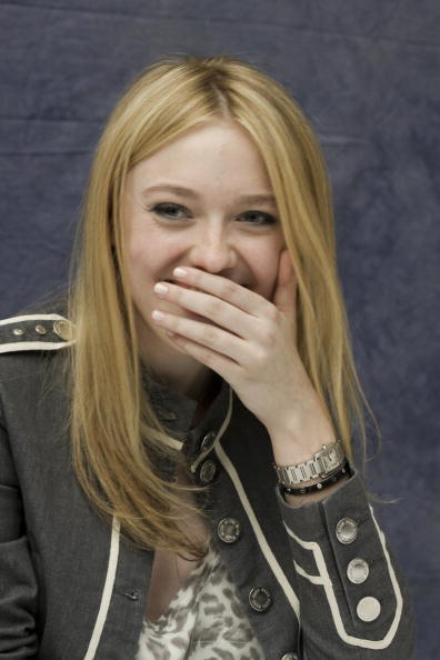 lovely-dakota-portrait-2010-03-11-mq-042.jpg