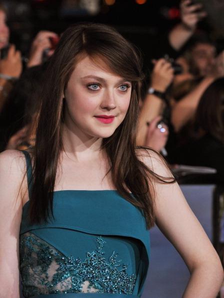 DakotaBreakingDawnPart2Premiere182.jpg