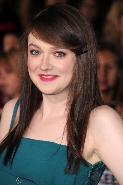 DakotaBreakingDawnPart2Premiere212.jpg