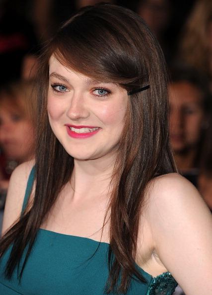DakotaBreakingDawnPart2Premiere213.jpg
