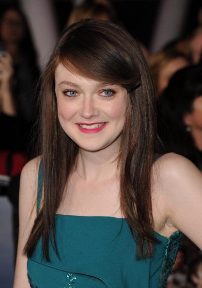 DakotaBreakingDawnPart2Premiere268.jpg