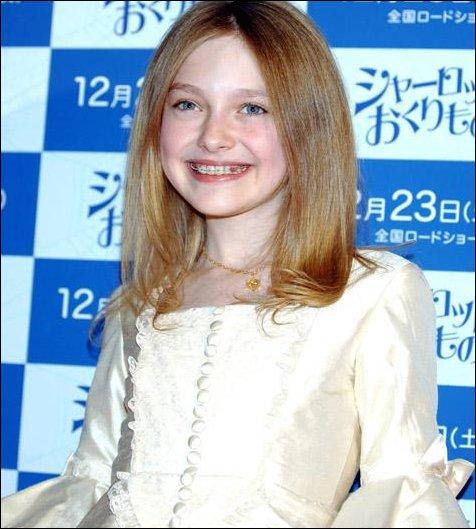 DakotaCWTokyoPremiere002.jpg