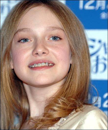 DakotaCWTokyoPremiere032.jpg