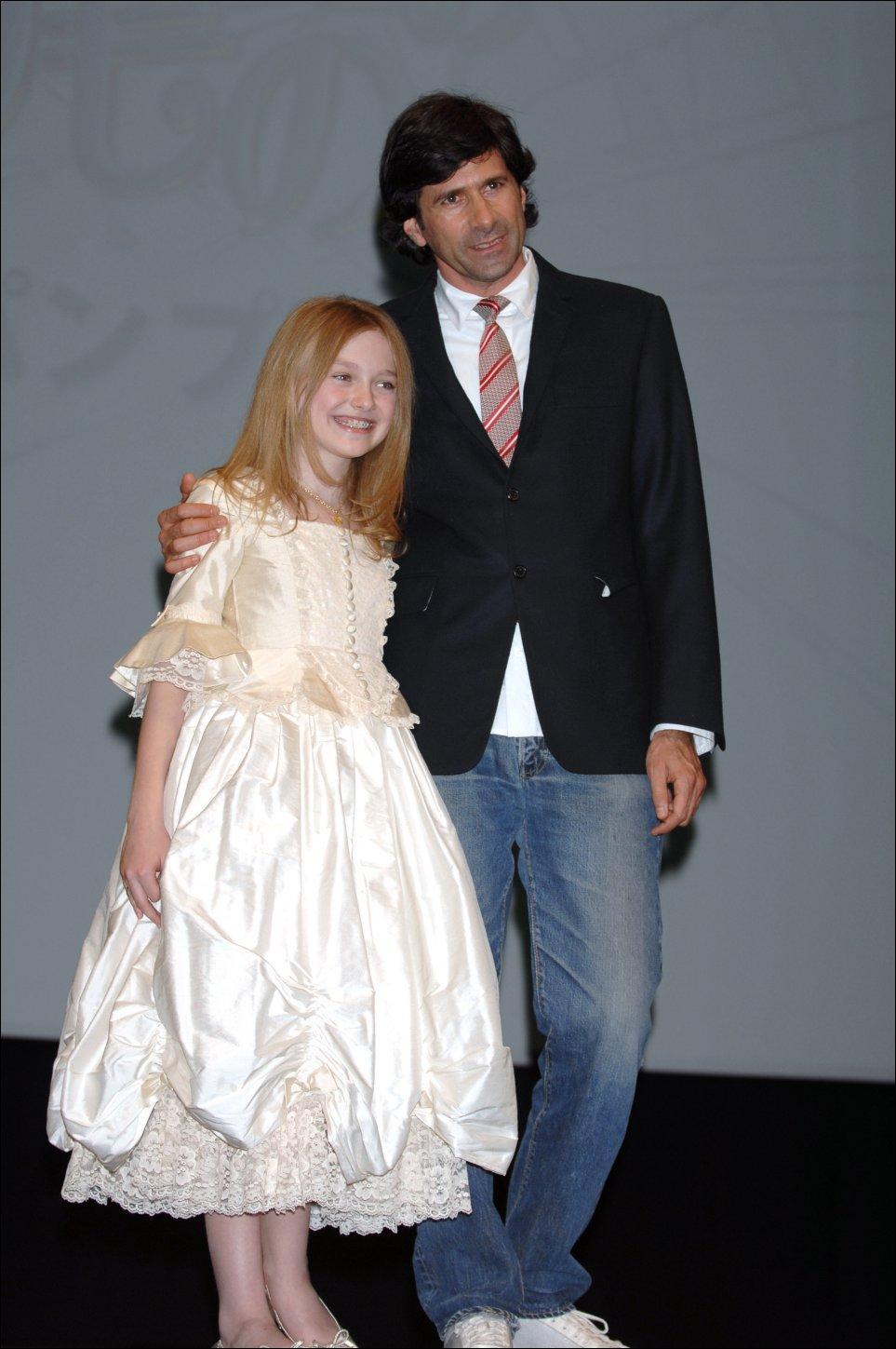 DakotaCWTokyoPremiere086.jpg