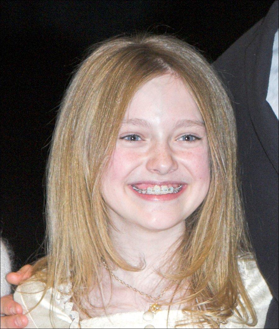 DakotaCWTokyoPremiere096.jpg
